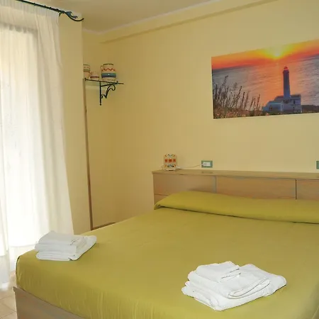 Cala Dei Normanni - Sulle Mura 3*